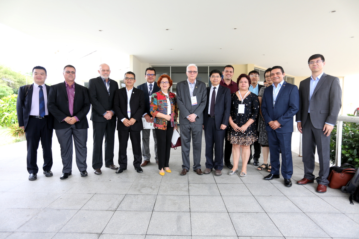 Missão chinesa dialoga sobre oportunidades de cooperação com instituições cearenses