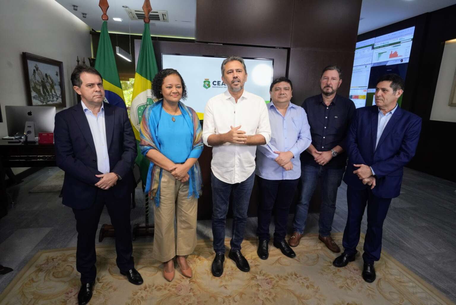 Gobierno de Ceará reajusta becas para formación académica