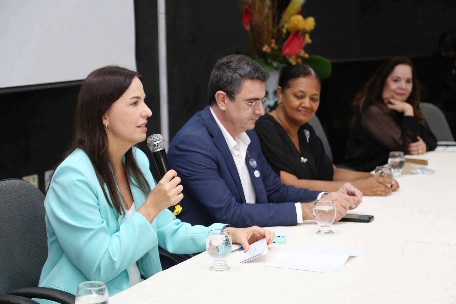 Doutorado em Nutrição e Saúde da Uece é inaugurado com palestra da primeira-dama do Ceará