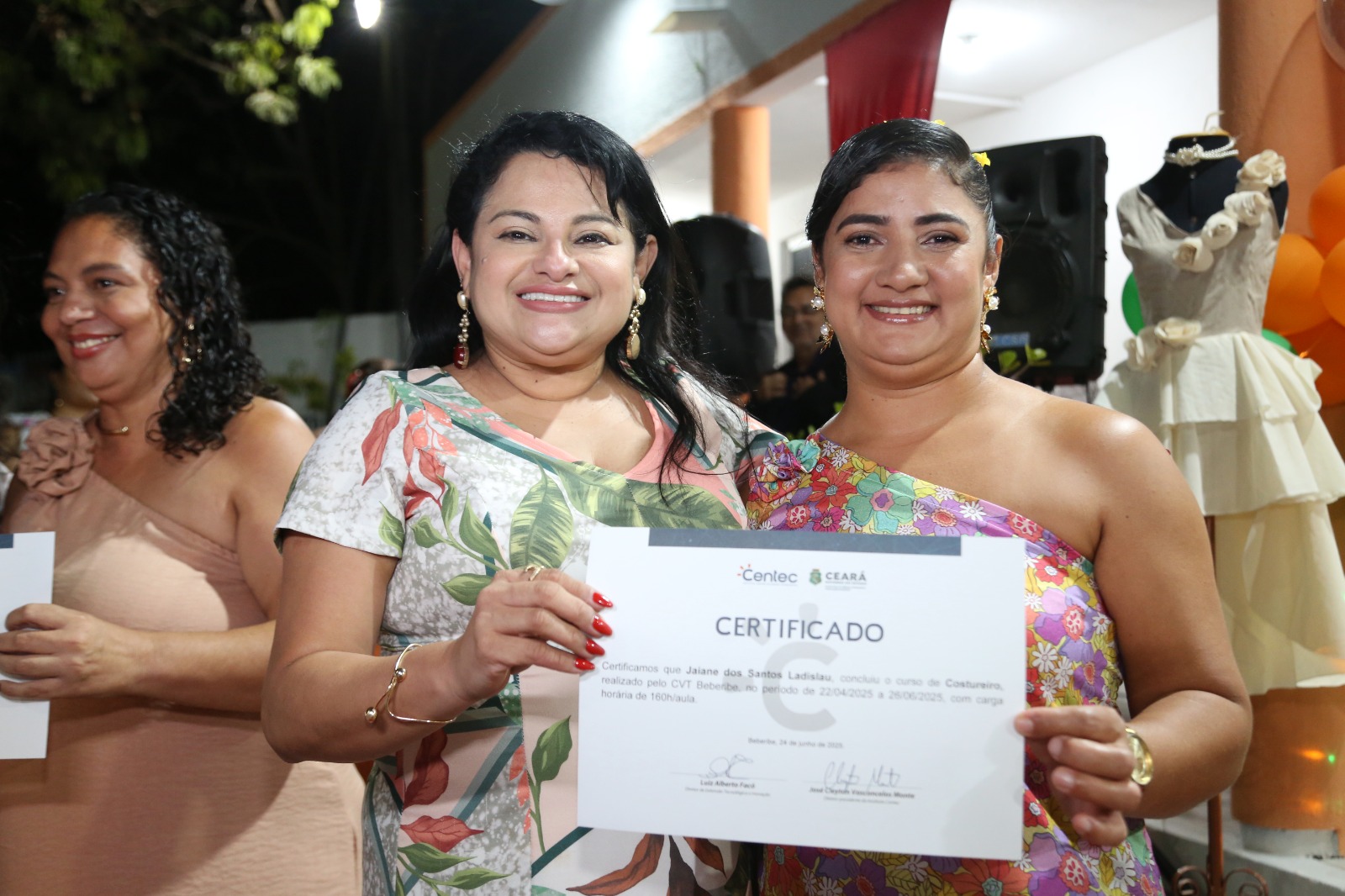 Desfile marca encerramento do curso de Corte & Costura do CVT Beberibe