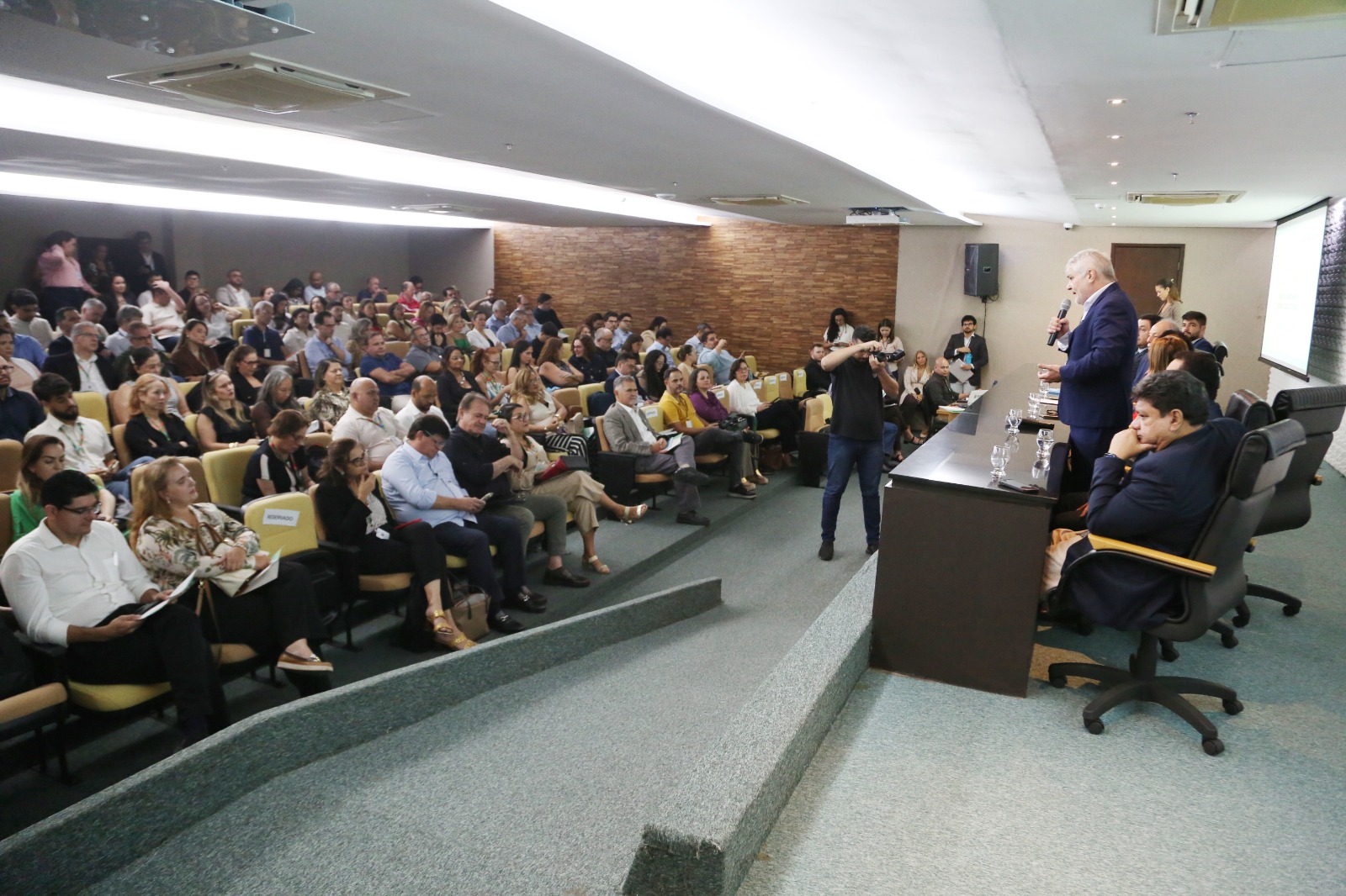 I Ceará Inova abre debates sobre legislação e desenvolvimento tecnológico